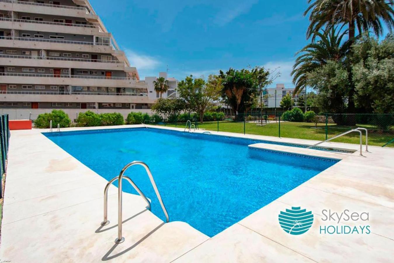 Skysea Holidays Benalmadena Europark المظهر الخارجي الصورة
